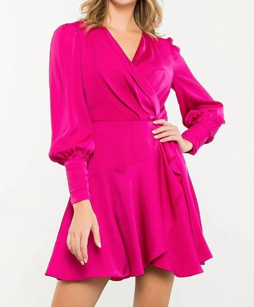 NEW THML women's long sleeve flutter dress in magenta